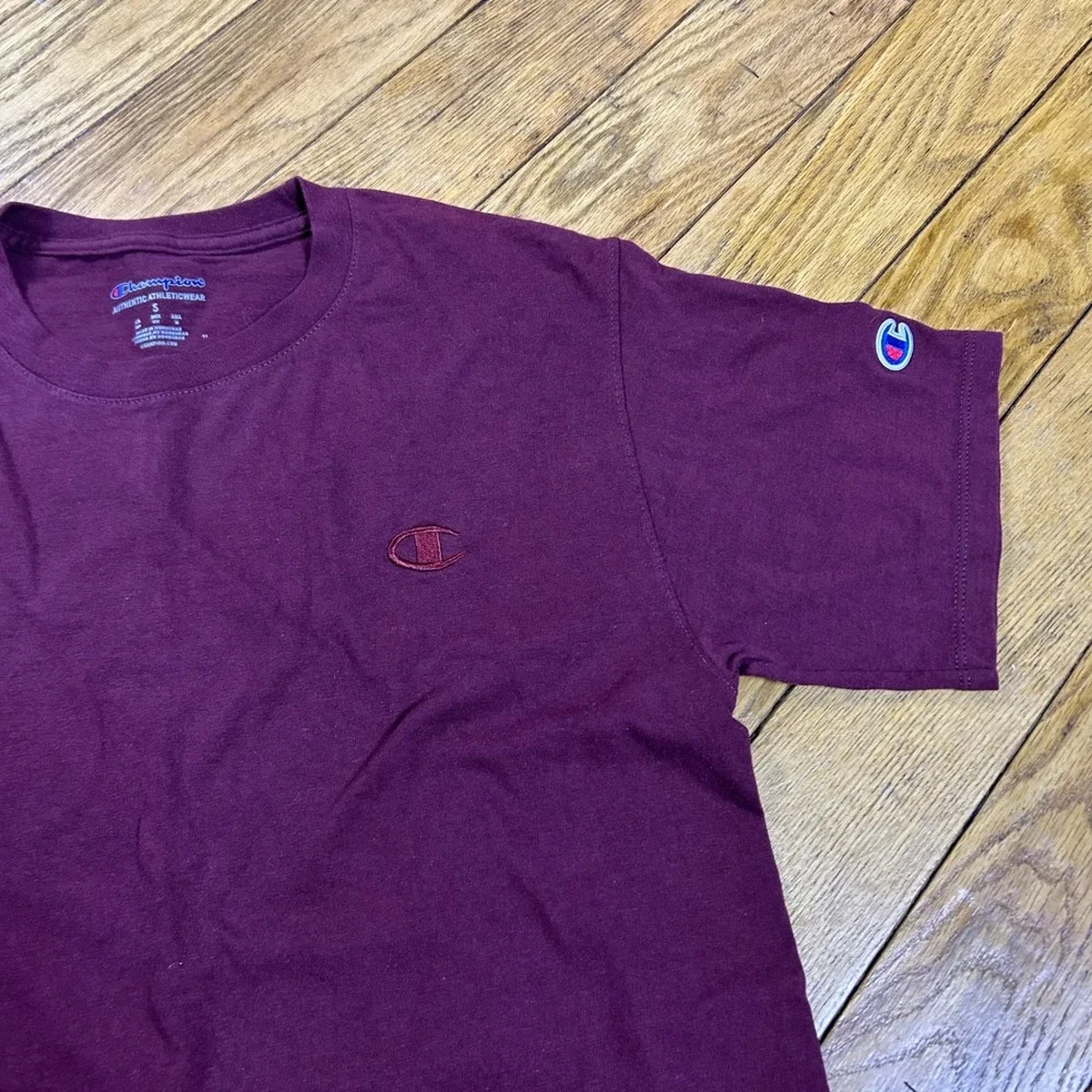 Champion Mens Short Sleeve‎ T-Shirt Maroon Burgundy Cotton Crew Neck Small S - Picture 4 of 5